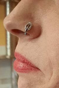 Nase Piercing in Gehrden Stecker Blatt